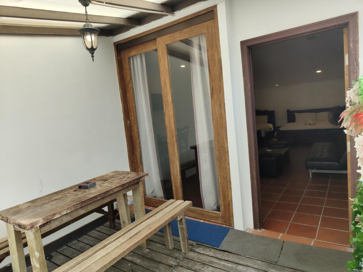 Armenian Suite Hotel George Town Exterior foto